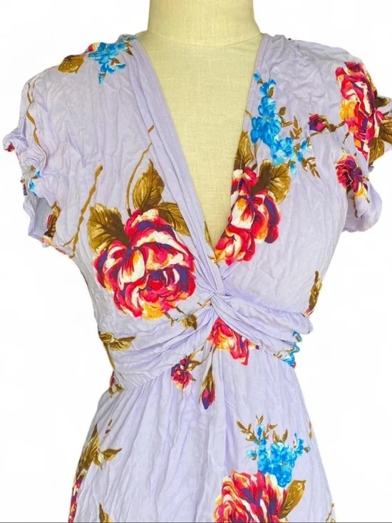 Lavender Floral Maxi Dress with V-Neck - Picture 2 of 4